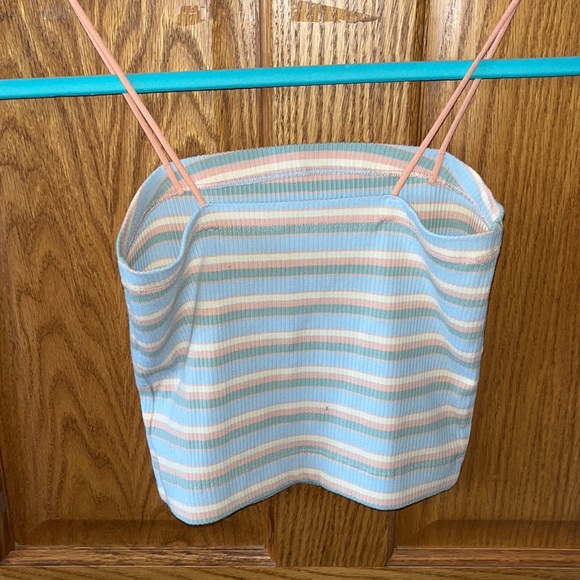 American eagle blue stripped crop top - Picture 2 of 3